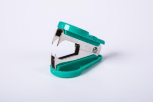 27572757 rozszywacz.jpg