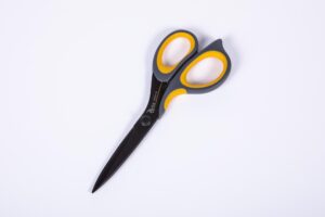 27732773 nozyczki.jpg