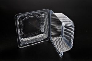 68276827-pojemnik-pet-ops-zamykany-120x120x70-pojemnosc-520+360 (2).jpg